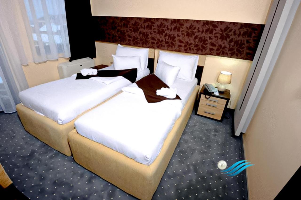 Derventa Biser Hotel מראה חיצוני תמונה